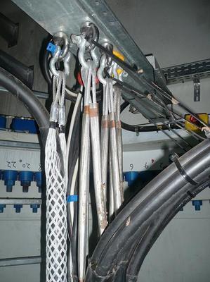 濮陽嘉航電力索具電力網(wǎng)套,電纜網(wǎng)套,拉線網(wǎng)套,饋線網(wǎng)套,