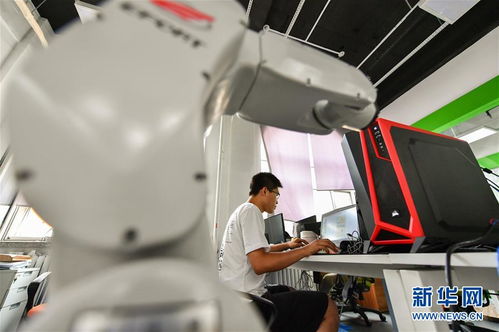 李蘊(yùn)洲與魏晉 以智能機(jī)器人點(diǎn)亮夢想，推動創(chuàng)新研發(fā)